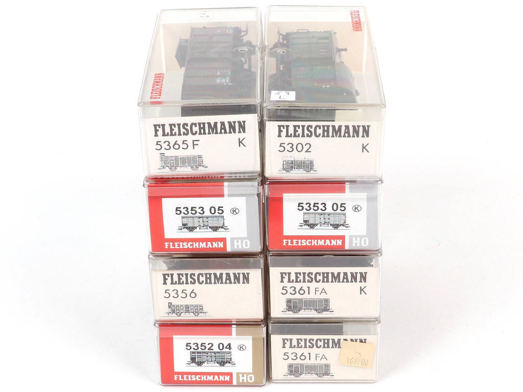 Lot 32 - FLEISCHMANN 'HO' (ALLEMAGNE) (8)