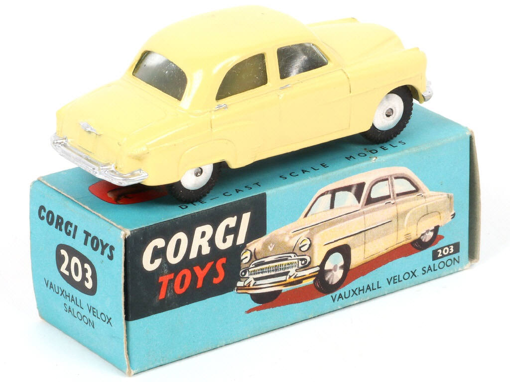 Lot 205 - CORGI TOYS (GB) (1)