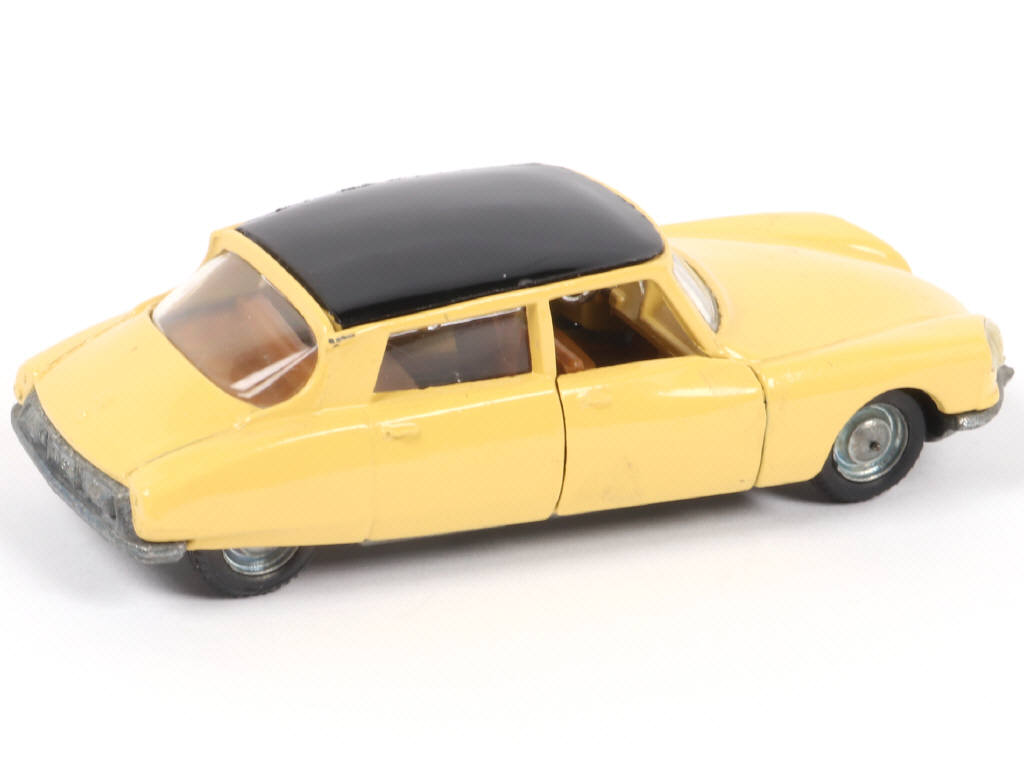 Lot 232 - POLITOYS (ITALIE) (1)