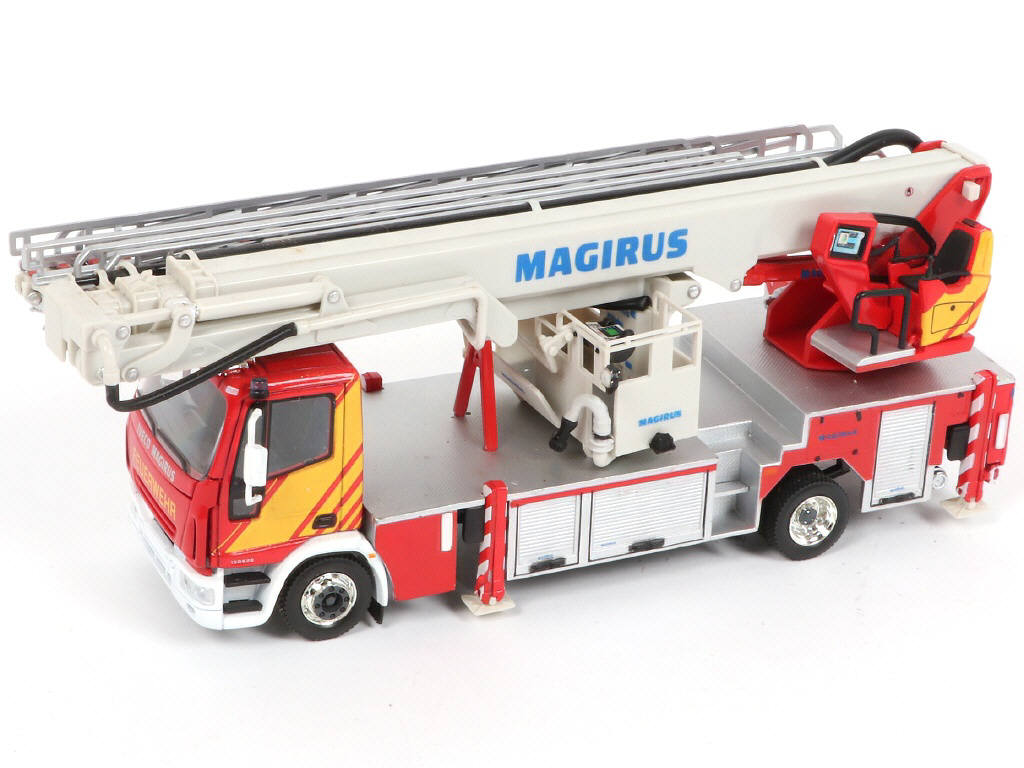 Lot 50 - ELIGOR (FRANCE) (3)