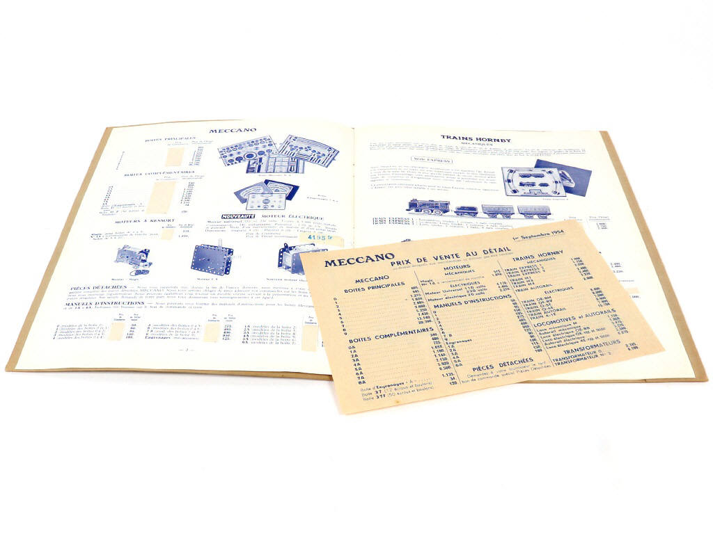 Lot 12 - MECCANO (FRANCE) (1)