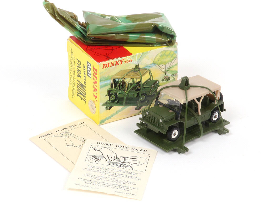Lot 279 - DINKY TOYS (GB) (1)