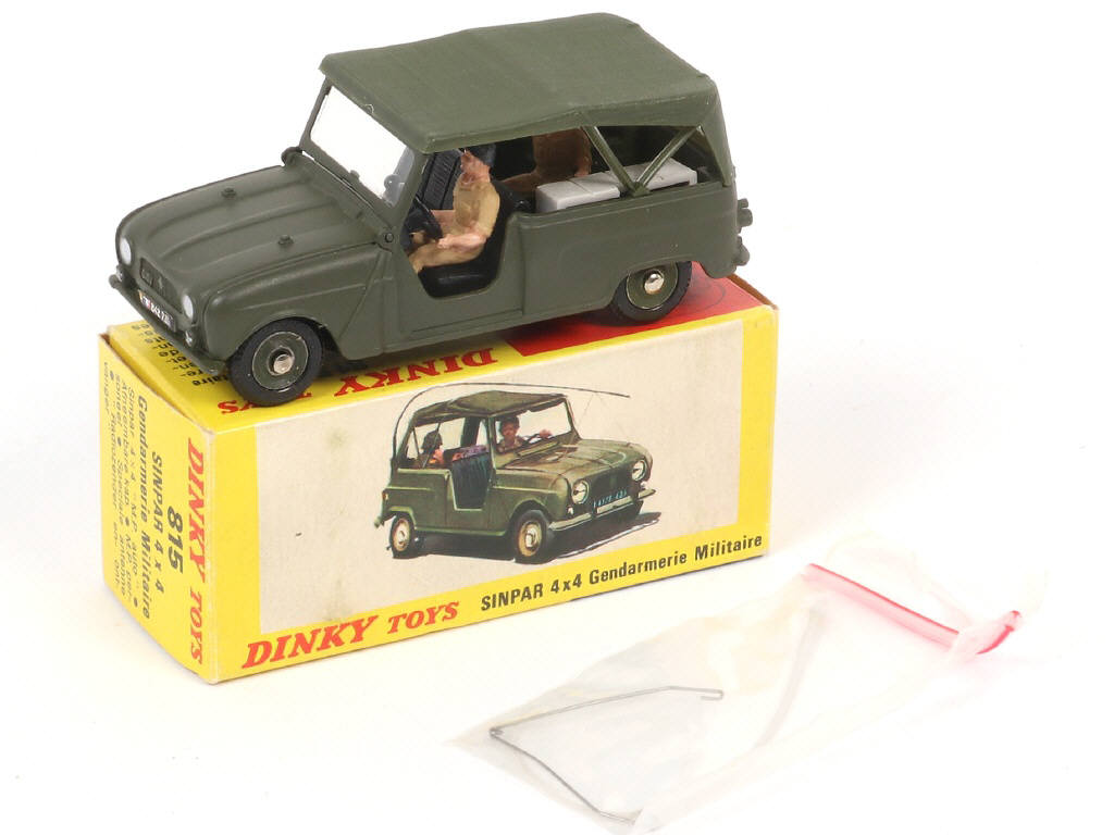 Lot 336 - DINKY TOYS (FRANCE) (1)