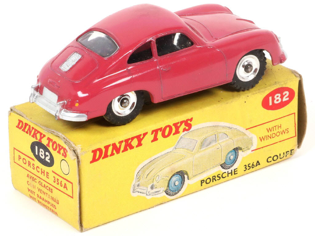 Lot 275 - DINKY TOYS (GB) (1)