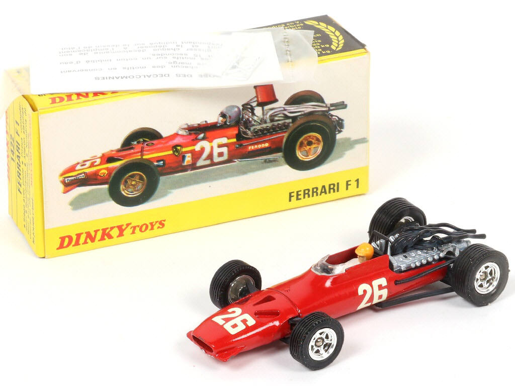 Lot 330 - DINKY TOYS (FRANCE) (1)