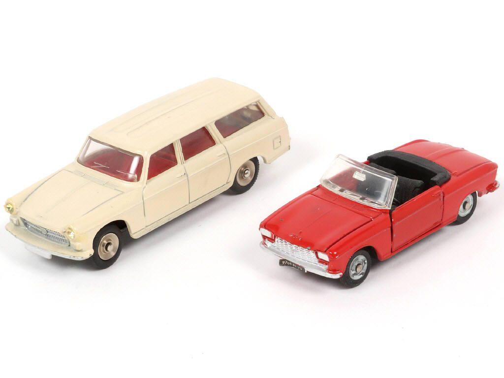 Lot 344 - DINKY TOYS (FRANCE) (2)