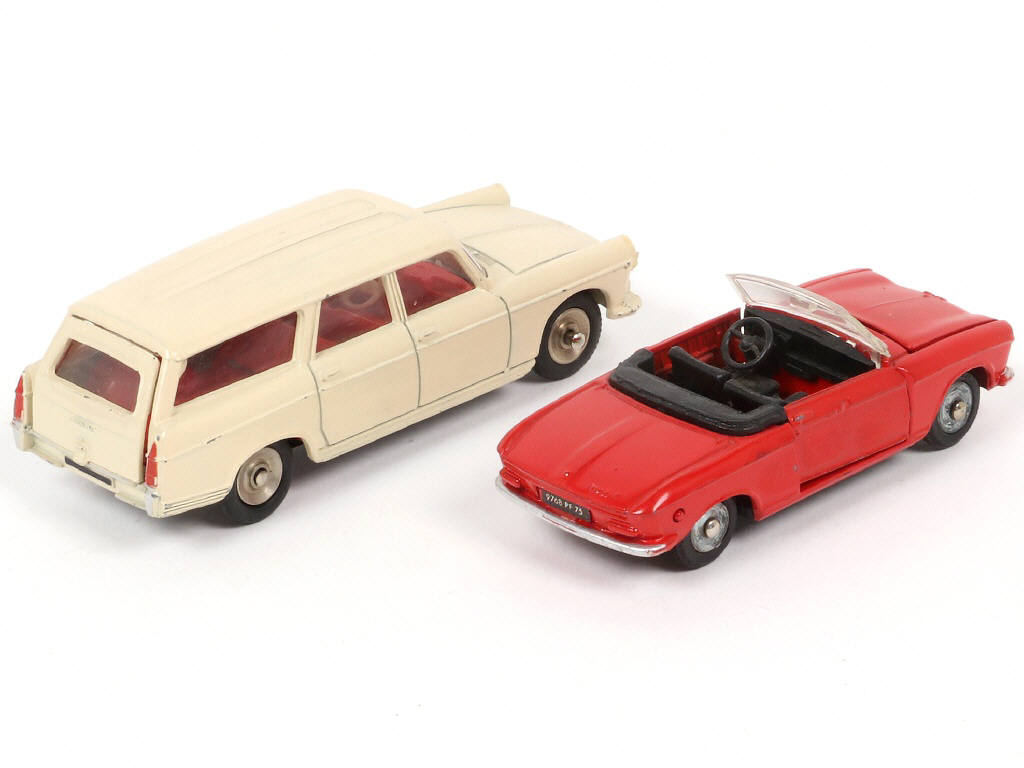 Lot 344 - DINKY TOYS (FRANCE) (2)