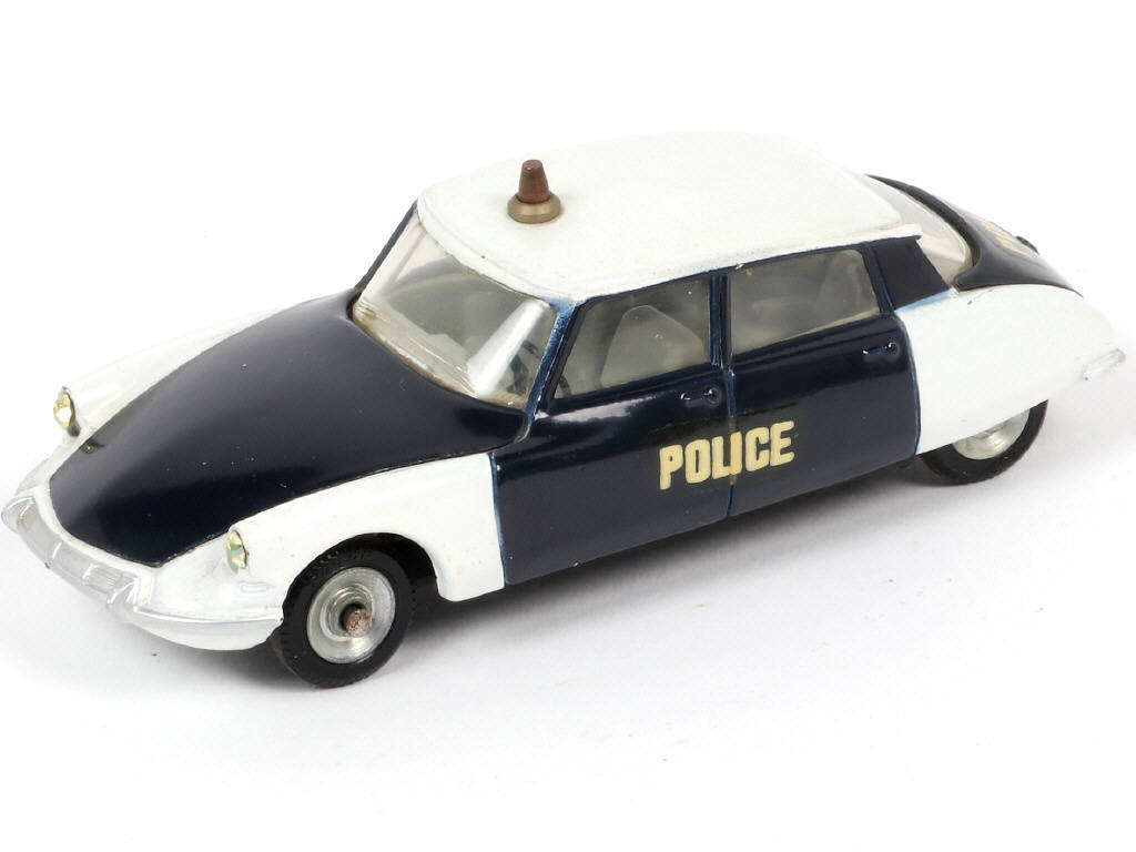 Lot 311 - DINKY TOYS (FRANCE) (1)