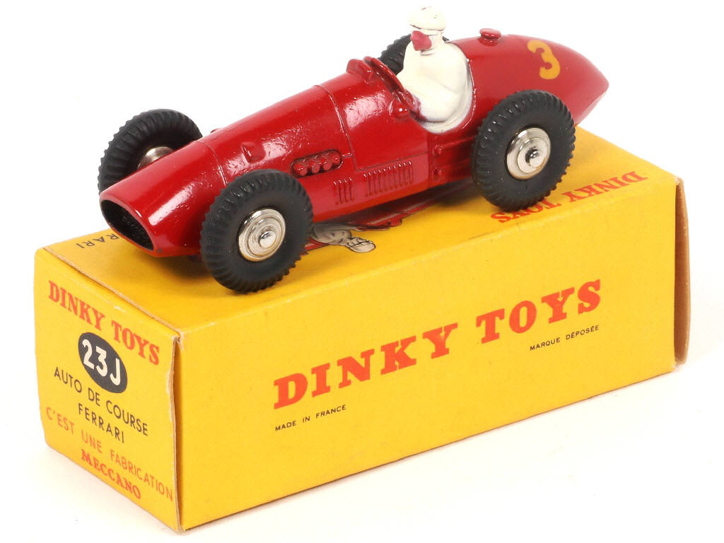Lot 323 - DINKY TOYS (FRANCE) (1)