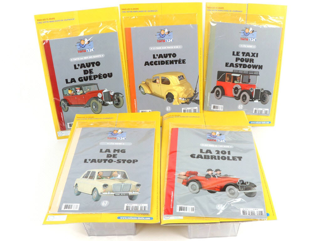 Lot 132 - EDITIONS HACHETTE (FRANCE) (5)