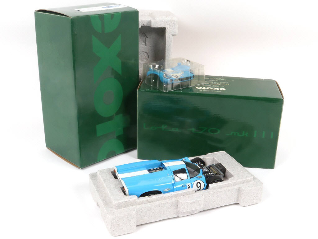 Lot 69 - EXOTO (USA) (1)