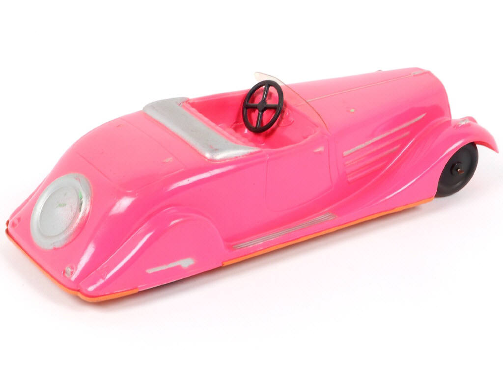 Lot 104 - DIVERS (1)