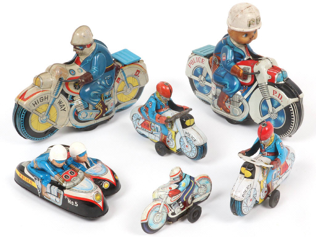 Lot 30 - DIVERS (JAPON) (6)
