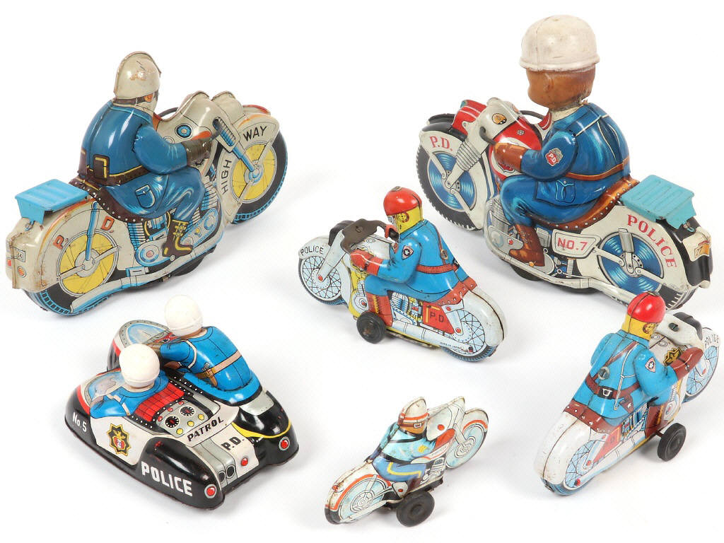 Lot 30 - DIVERS (JAPON) (6)