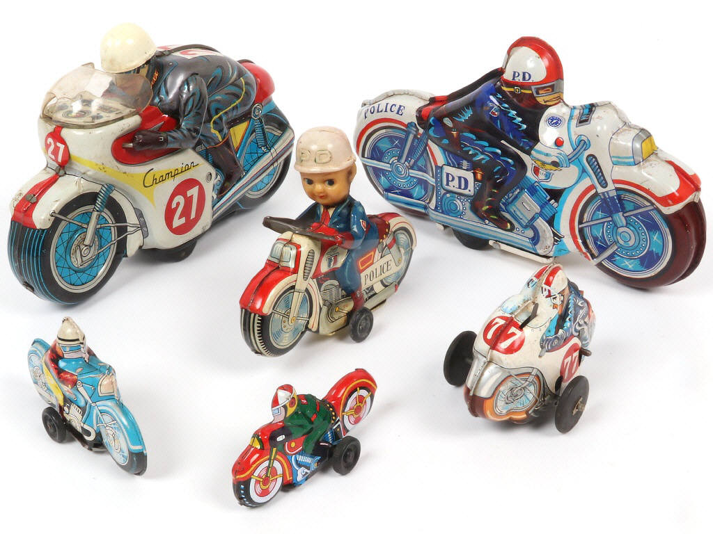 Lot 29 - DIVERS (JAPON) (6)