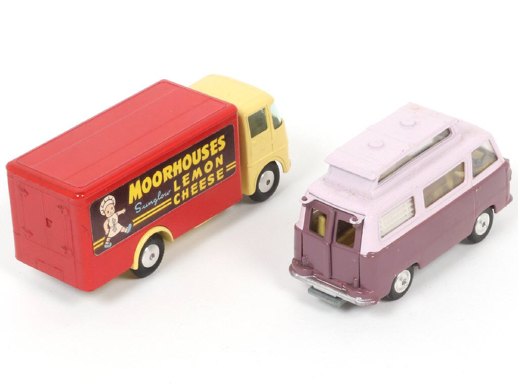 Lot 97 - CORGI TOYS (GB) (2)