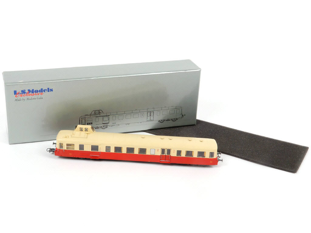 Lot 11 - L.S. MODELS 'HO' (BELGIQUE) (1)