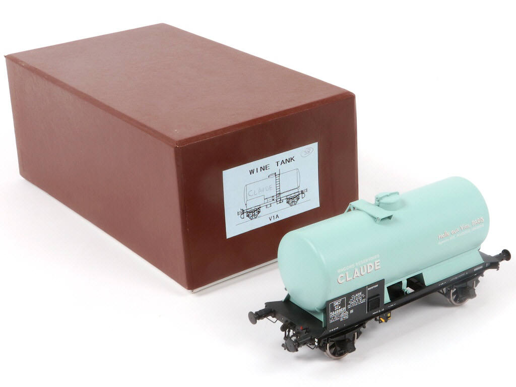 Lot 31 - AMJI MODELS (PAYS-BAS) (1)