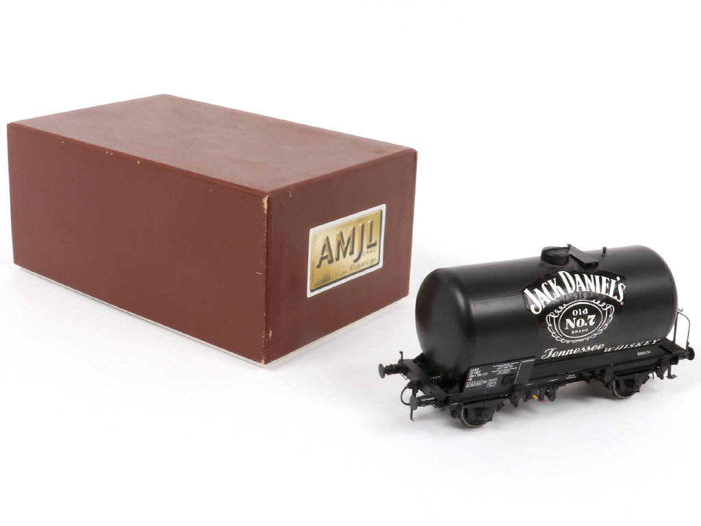 Lot 27 - AMJI MODELS (PAYS-BAS) (1)