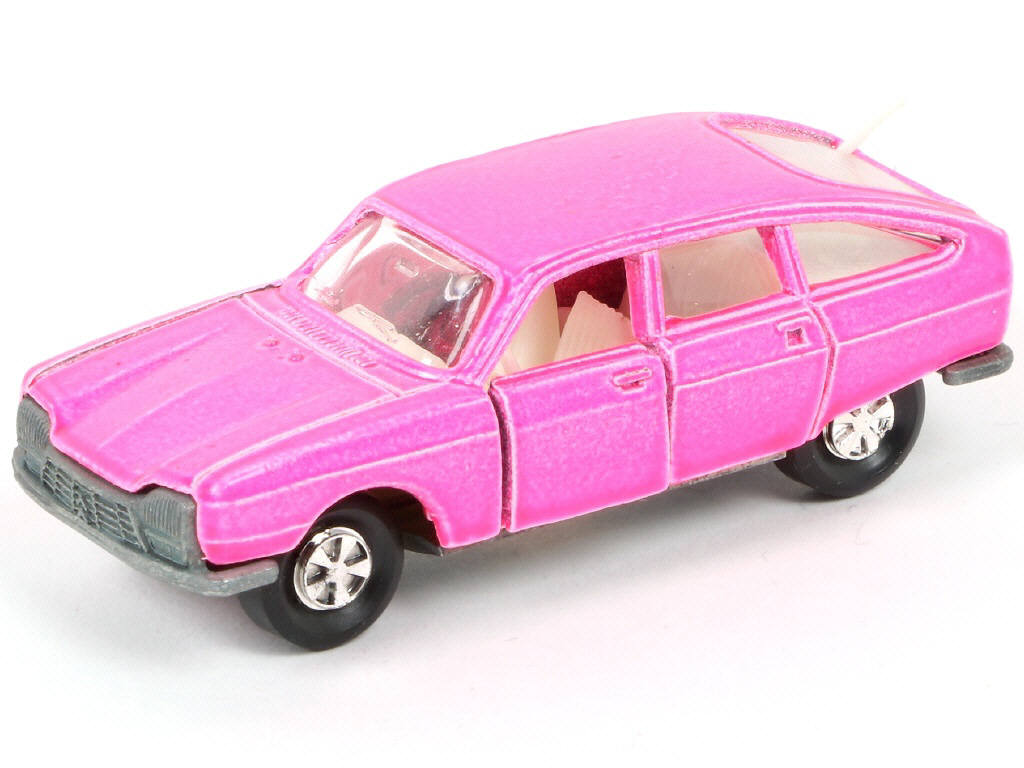Lot 37 - MAJORETTE (FRANCE) (1)