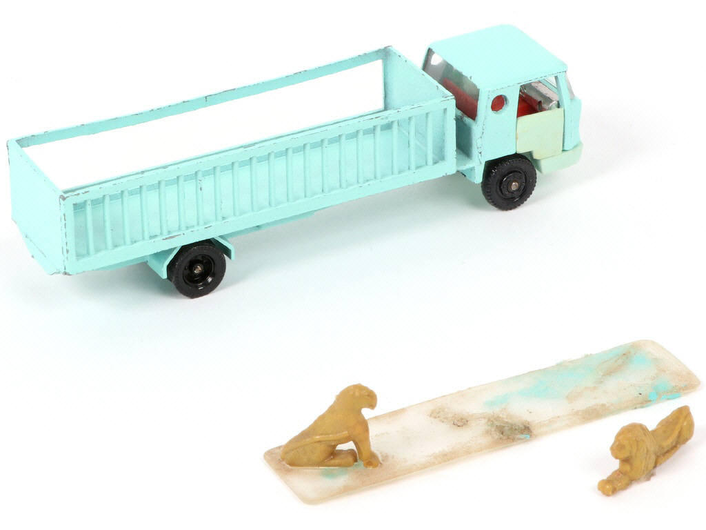 Lot 188 - MAJORETTE (FRANCE) (1)