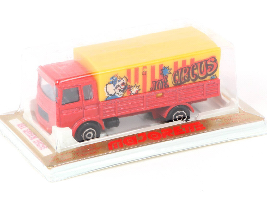 Lot 100 - MAJORETTE (FRANCE) (1)