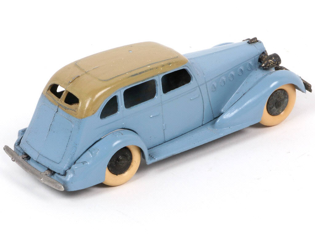 Lot 50 - TOOTSIETOY (USA) (1)