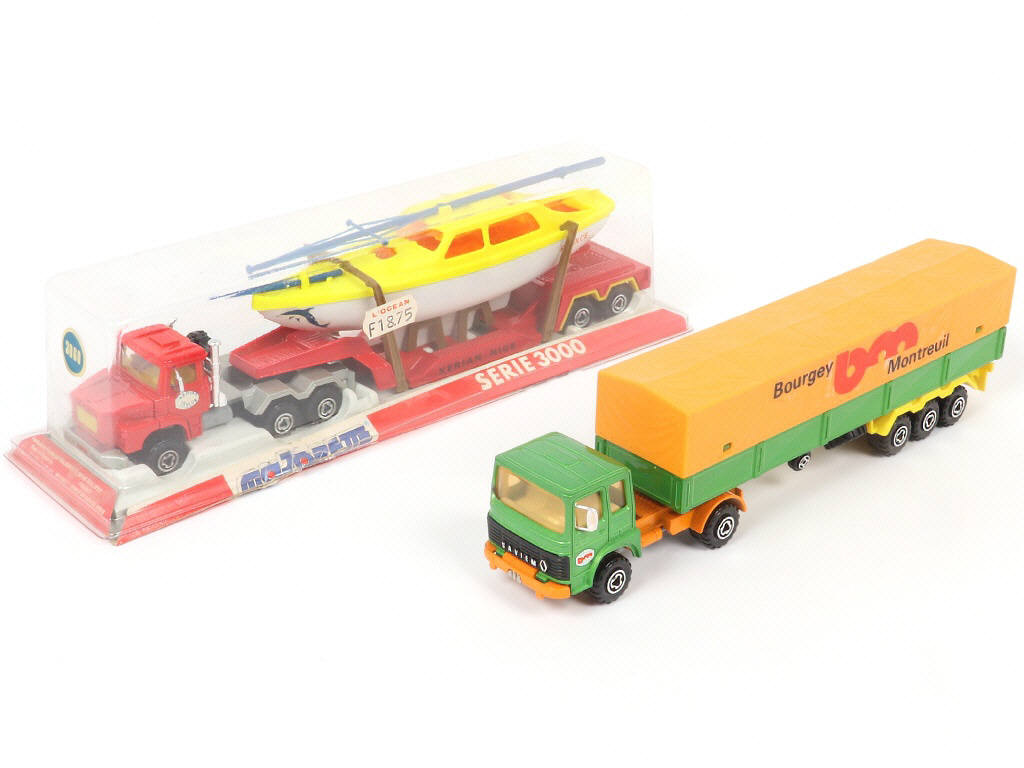 Lot 146 - MAJORETTE (FRANCE) (2)