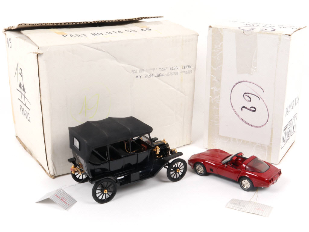 Lot 84 - FRANKLIN MINT (USA) (2)