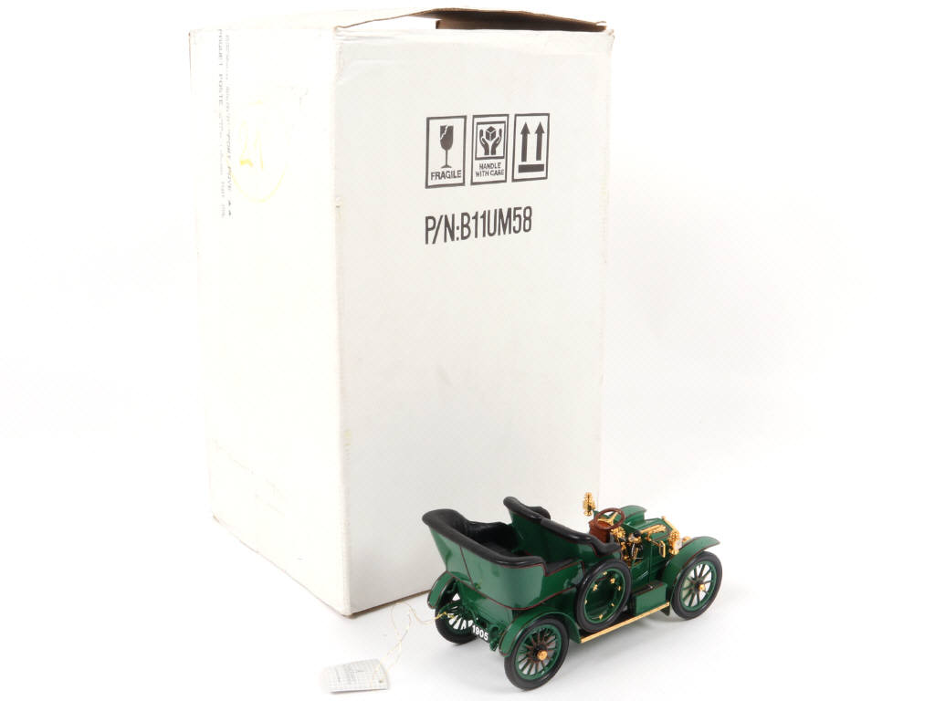 Lot 82 - FRANKLIN MINT (USA) (1)