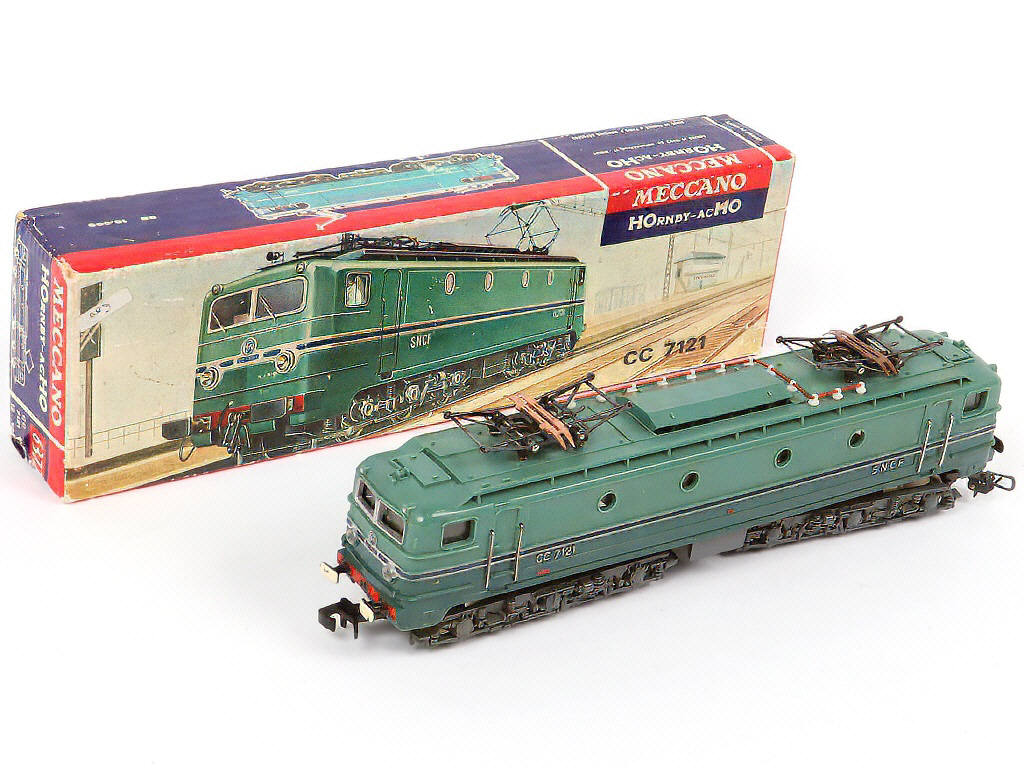 Lot 28 - HORNBY 'HO' (1)