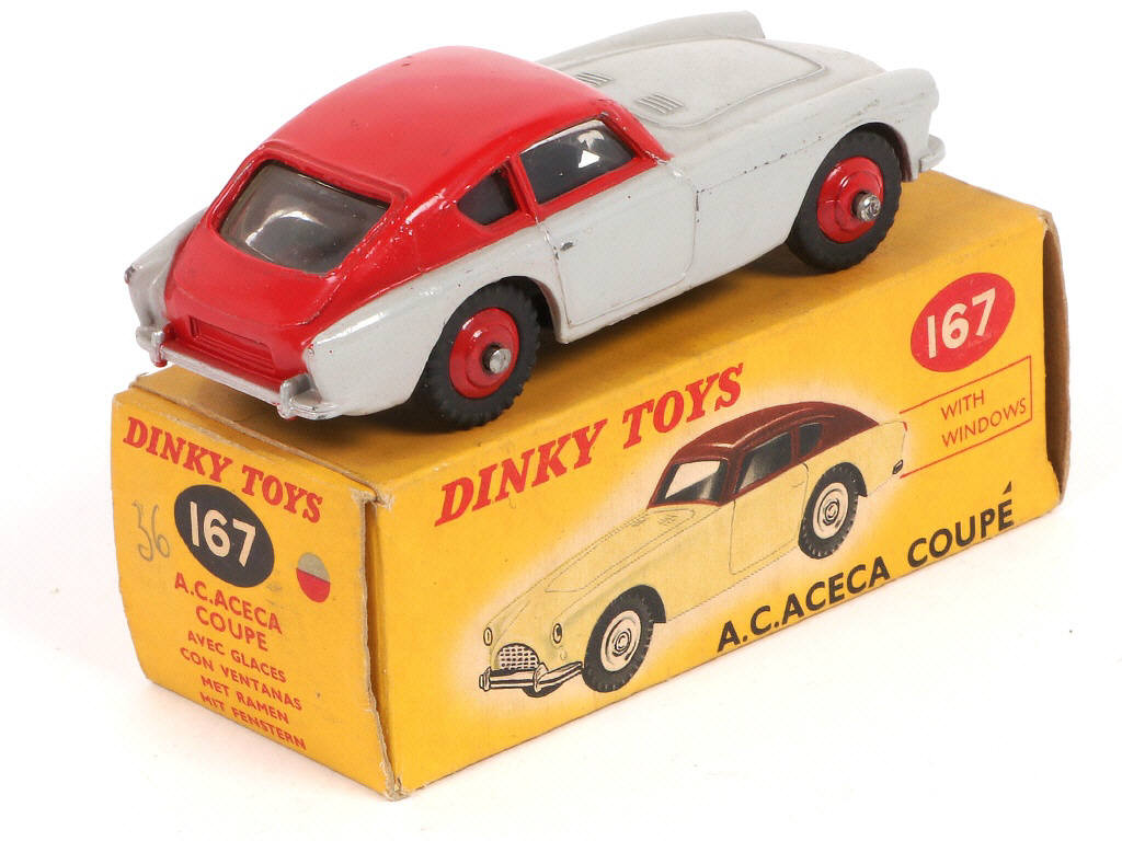 Lot 238 - DINKY TOYS (GB) (1)