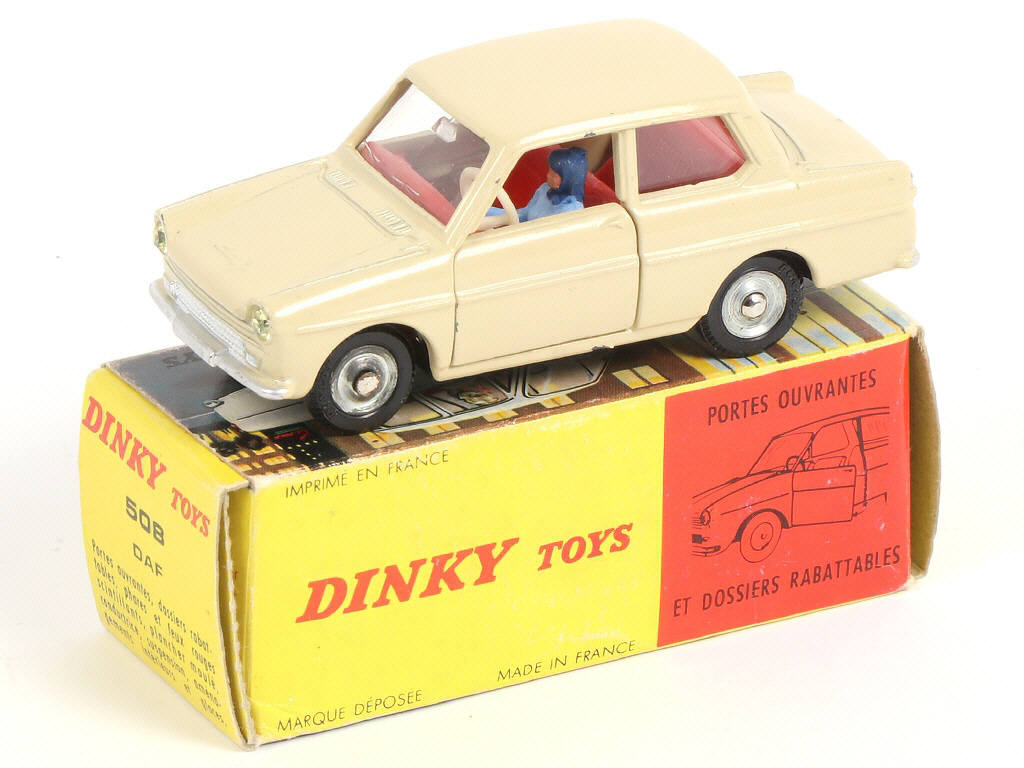 Lot 268 - DINKY TOYS (FRANCE) (1)