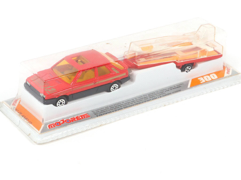 Lot 247 - MAJORETTE (FRANCE) (1)