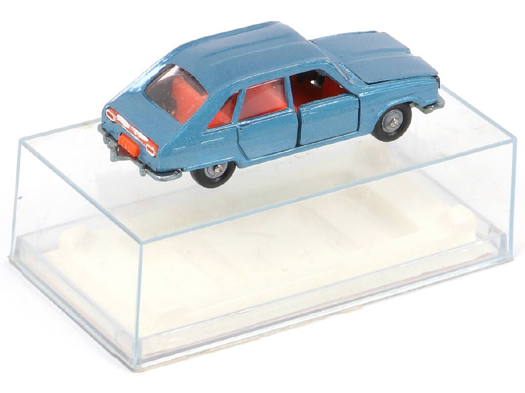 Lot 228 - MAJORETTE (FRANCE) (1)