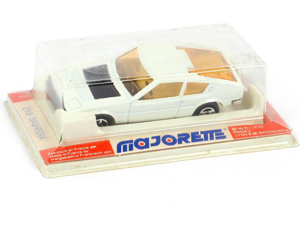 Lot 221 - MAJORETTE (FRANCE) (1)