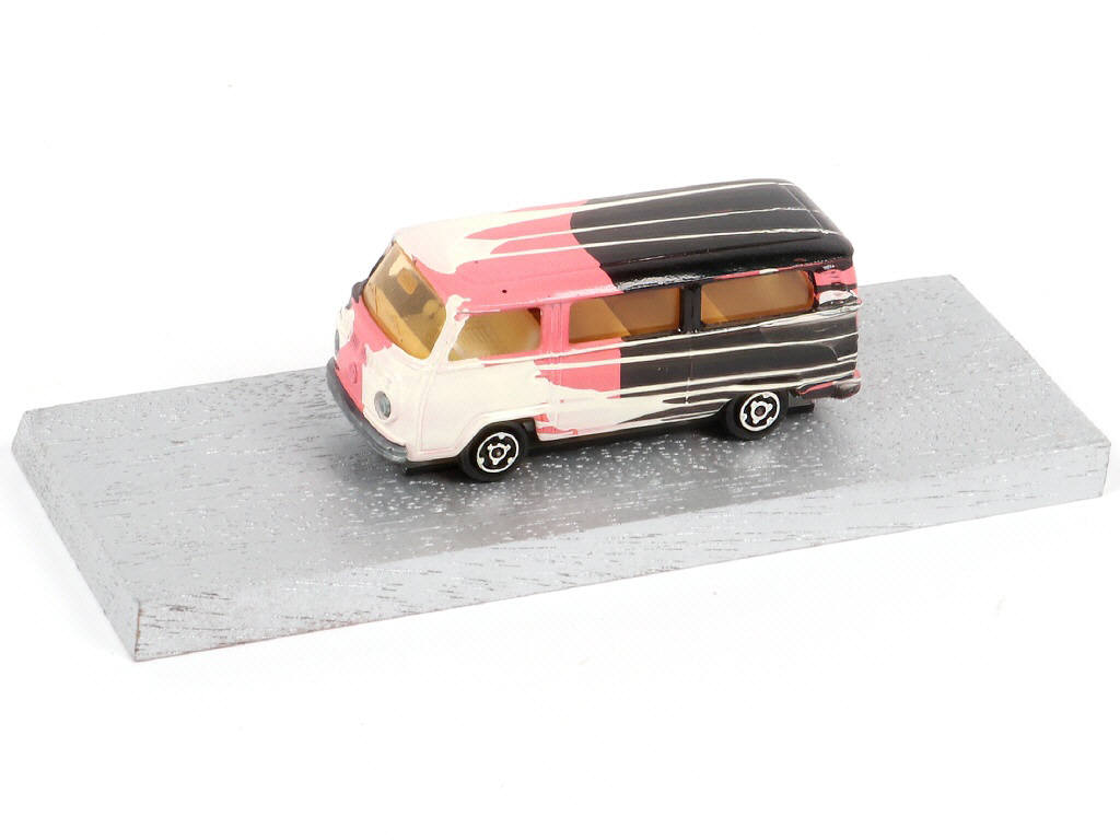 Lot 232 - MAJORETTE (FRANCE) (1)