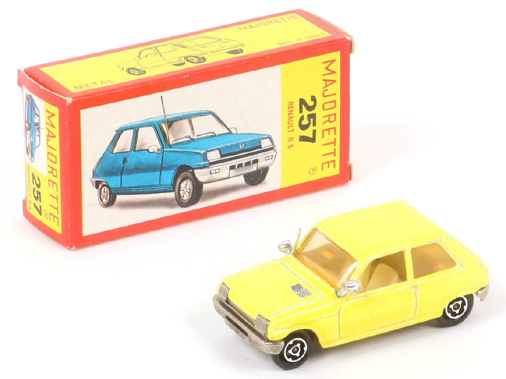 Lot 234 - MAJORETTE (FRANCE) (1)