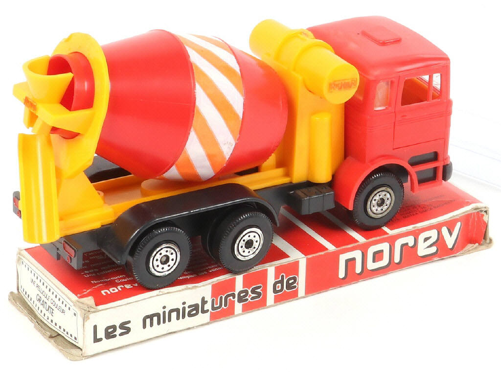 Lot 195 - NOREV (FRANCE) (1)