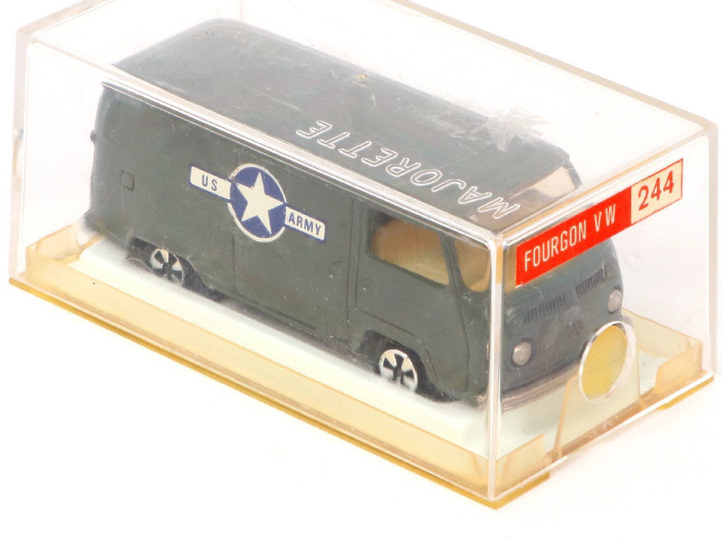 Lot 257 - MAJORETTE (FRANCE) (1)