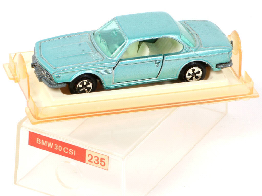 Lot 254 - MAJORETTE (FRANCE) (1)