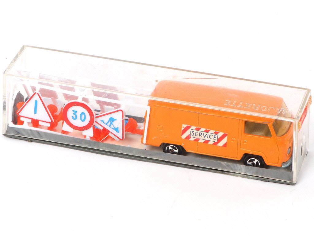 Lot 269 - MAJORETTE (FRANCE) (1)