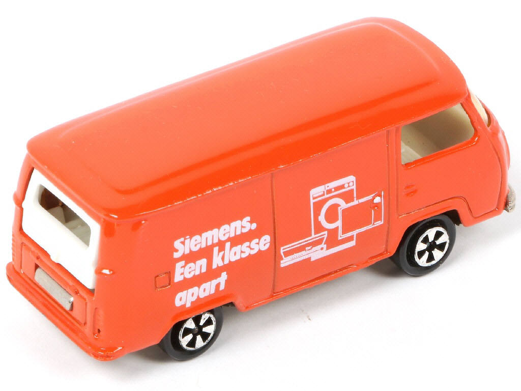 Lot 258 - MAJORETTE (FRANCE) (1)