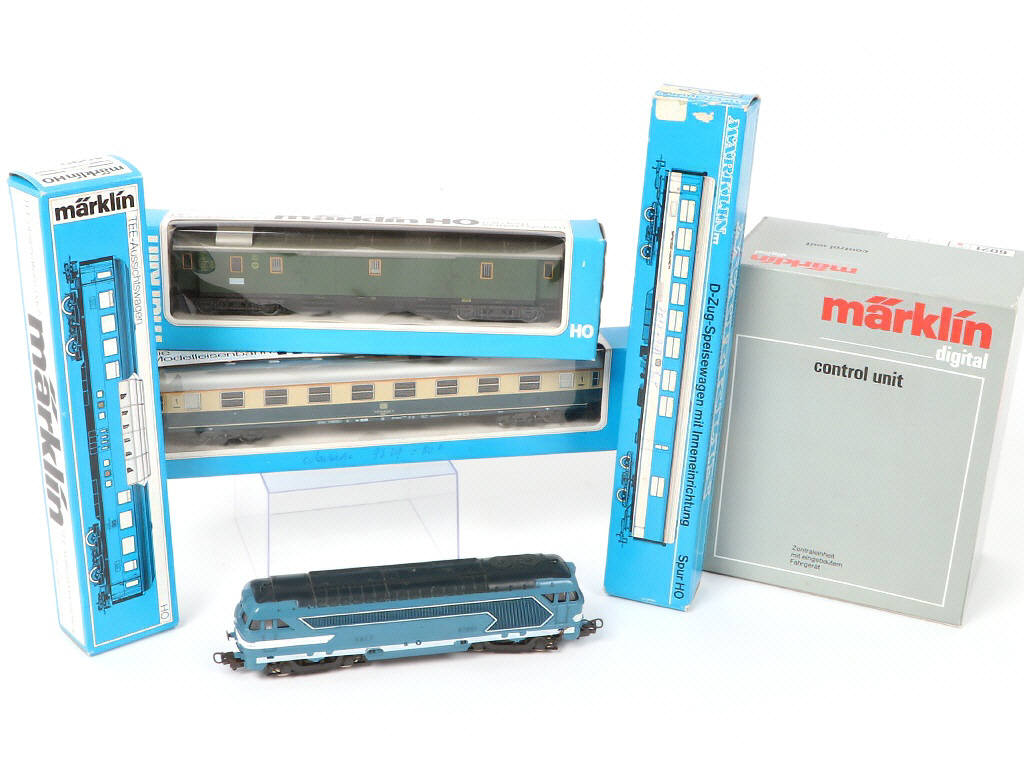 Lot 23 - MÄRKLIN 'HO' (ALLEMAGNE) (6)