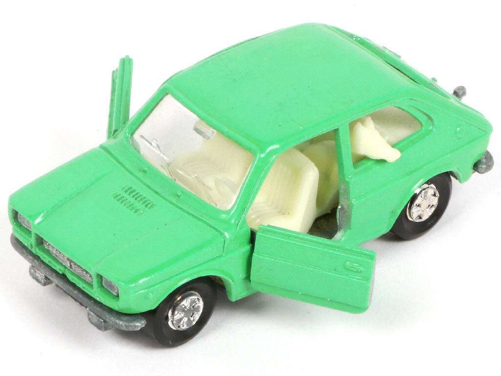 Lot 251 - MAJORETTE (FRANCE) (1)