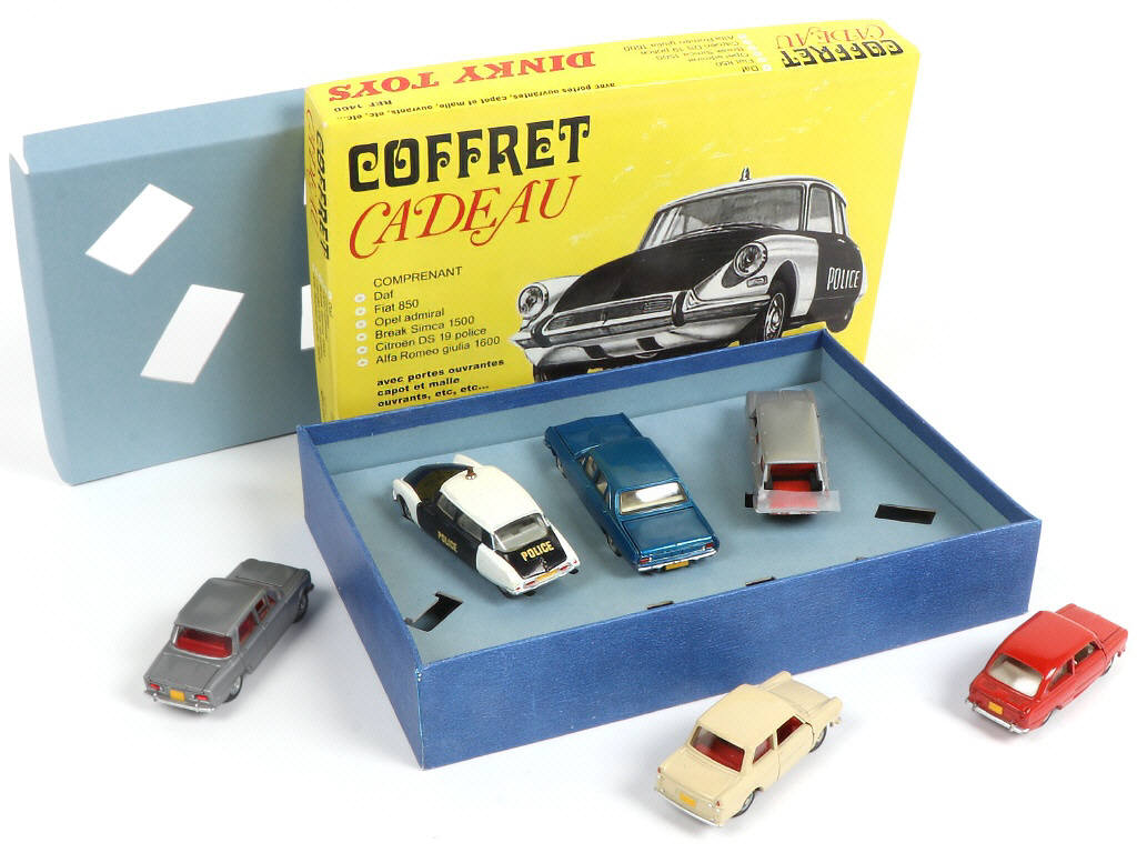 Lot 209 - DINKY TOYS (FRANCE) (1)