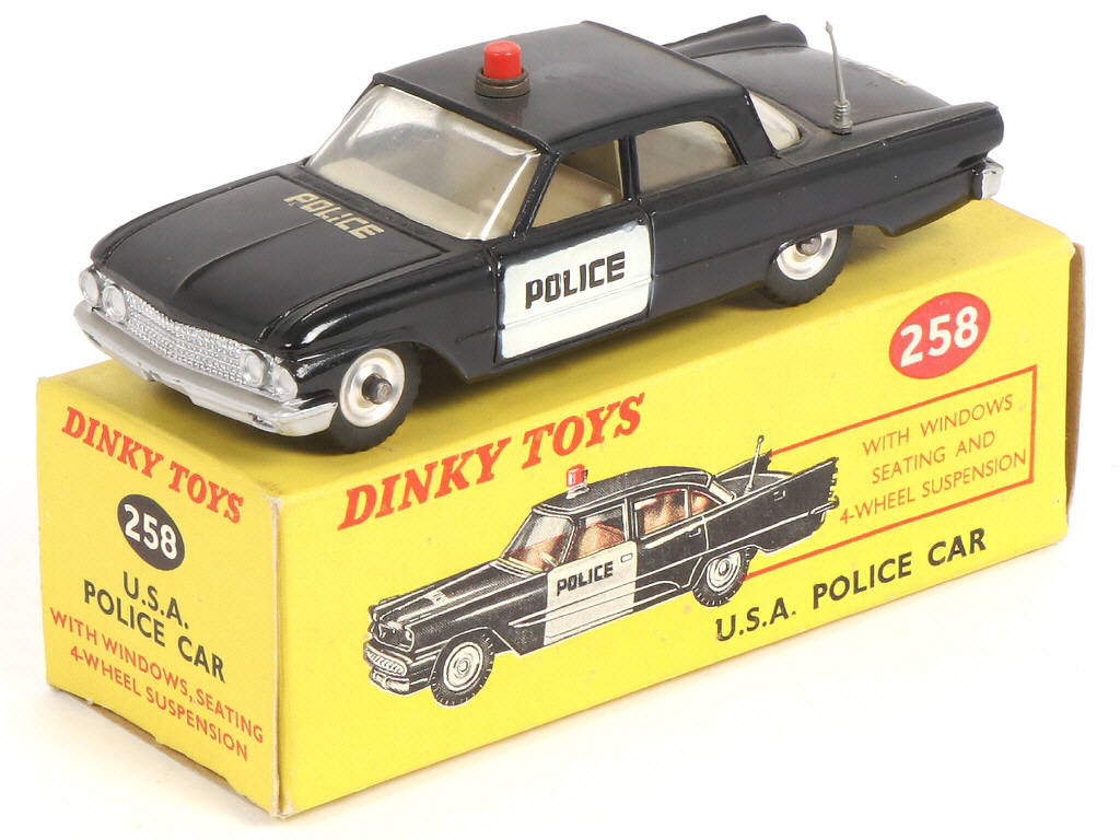 Lot 276 - DINKY TOYS (GB) (1)
