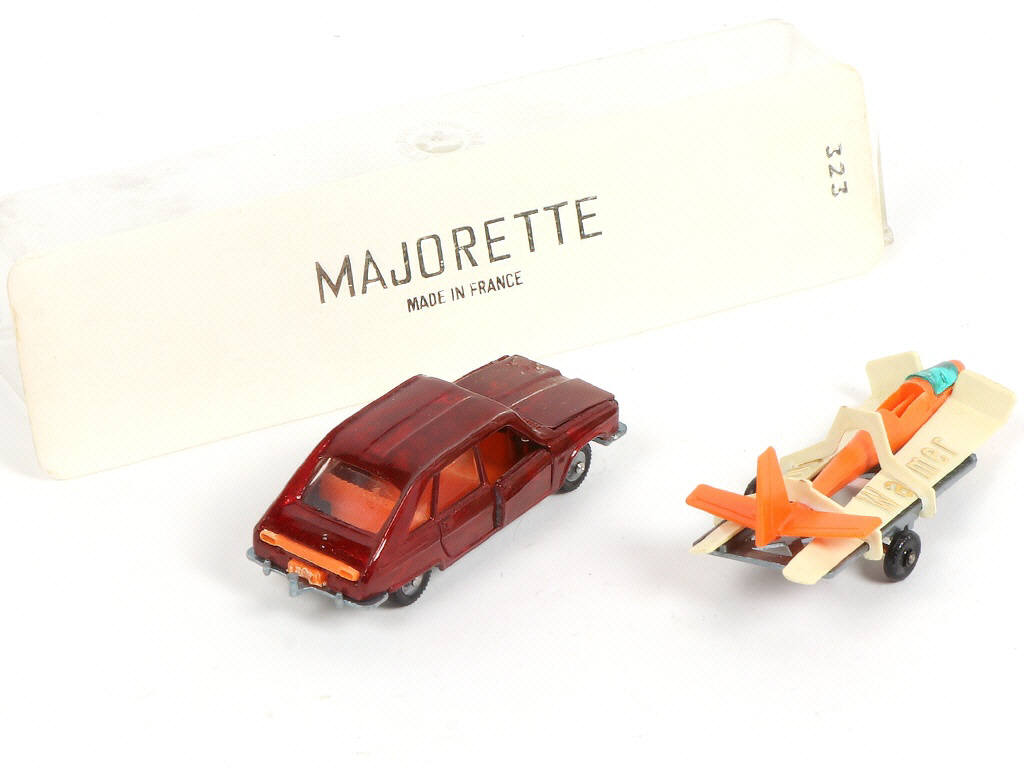Lot 212 - MAJORETTE (FRANCE) (1)