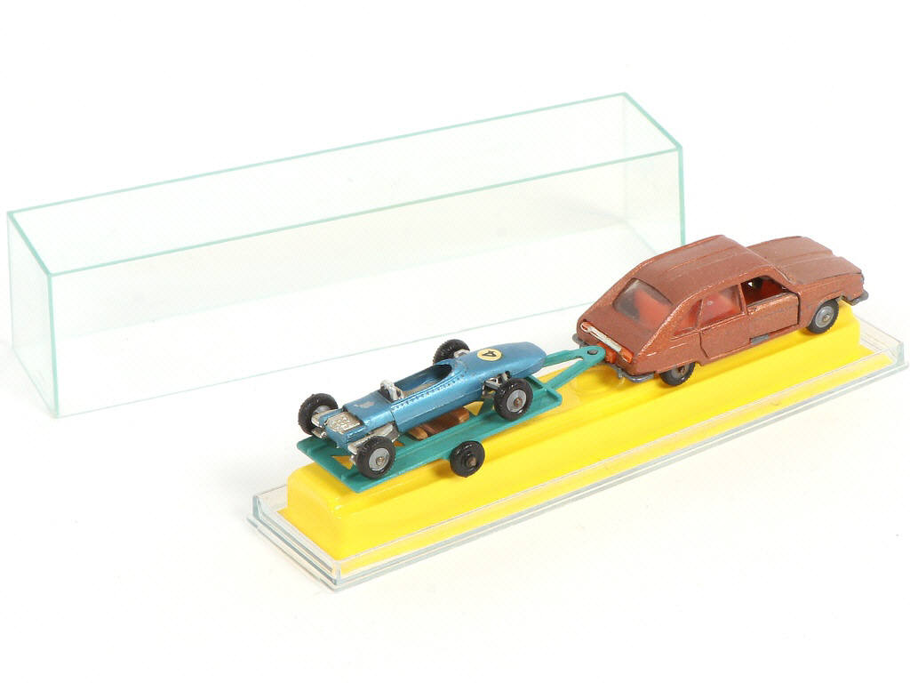 Lot 211 - MAJORETTE (FRANCE) (1)