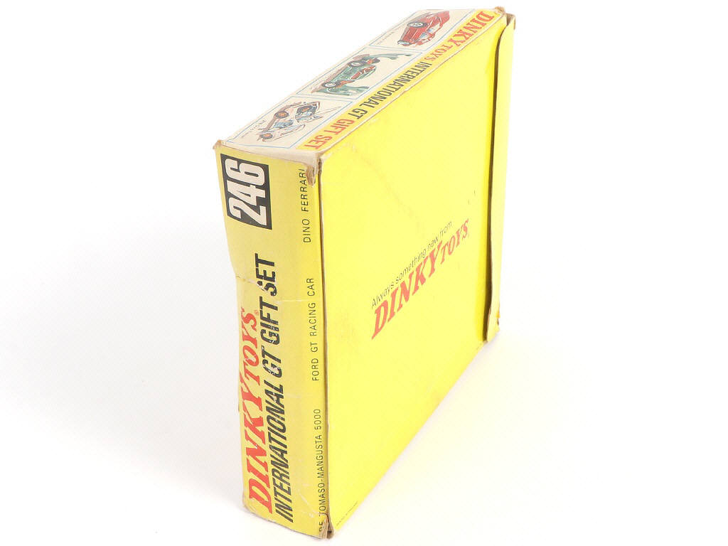 Lot 295 - DINKY TOYS (GB) (1)